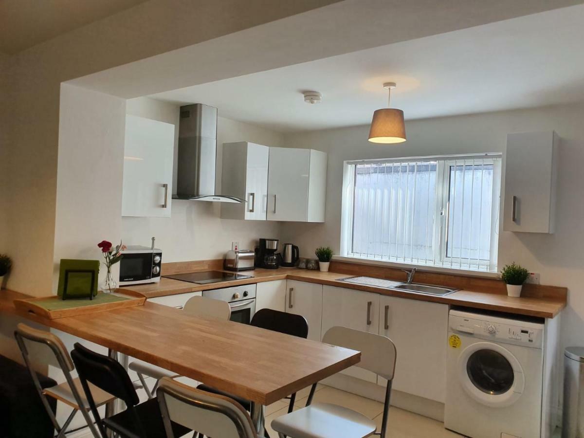 Broadway Belfast Villa Екстериор снимка